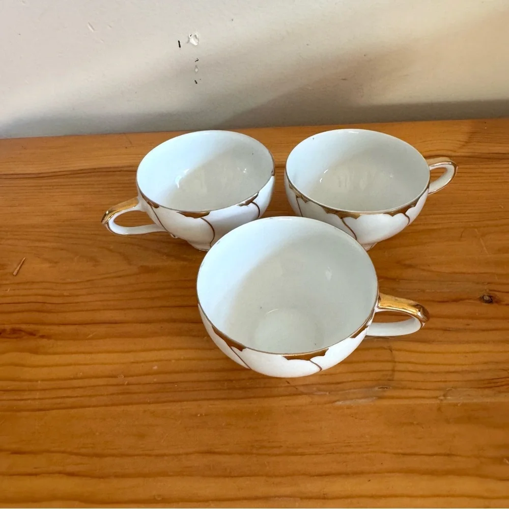 Vintage Yamaka Tea Cup with Gold Swirl Accents Japan Set of 3